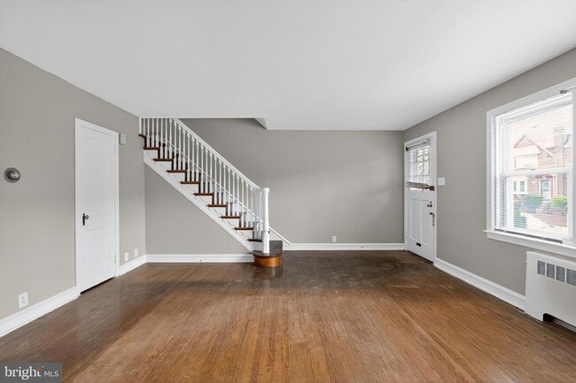 Photo - 7539 Mayland St