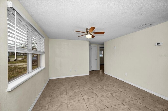 Photo - 7402 Country Club Dr