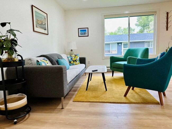 Photo - 2615 West St Unit ID1352417P