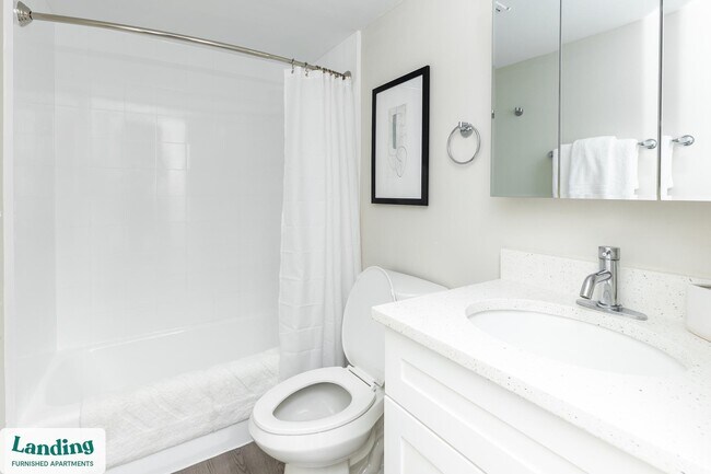 Photo - 305 Dr. M.L.K. Jr St S Unit 813