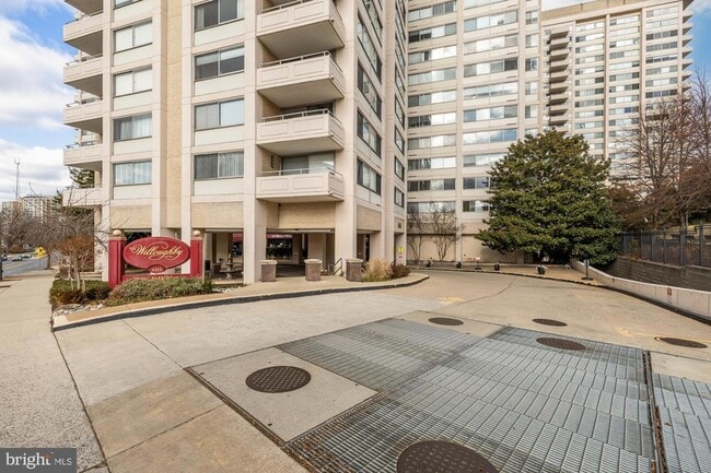 Photo - 4515 Willard Ave