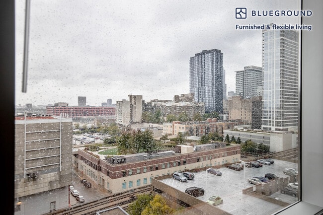 Photo - 1000 S Clark St Unit FL10-ID991