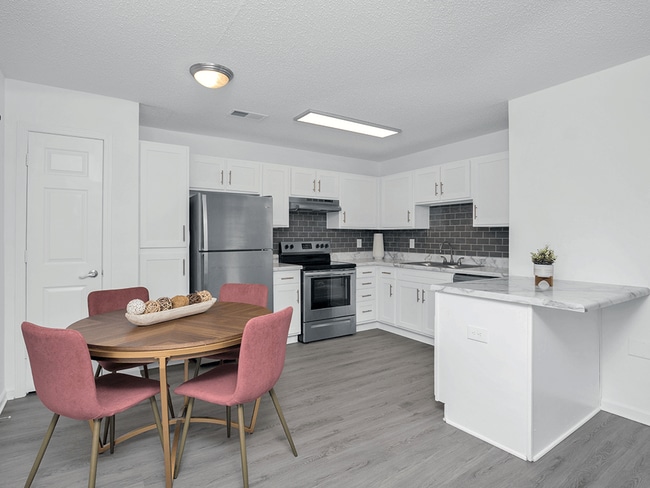 Building Photo - The Cole Apartments