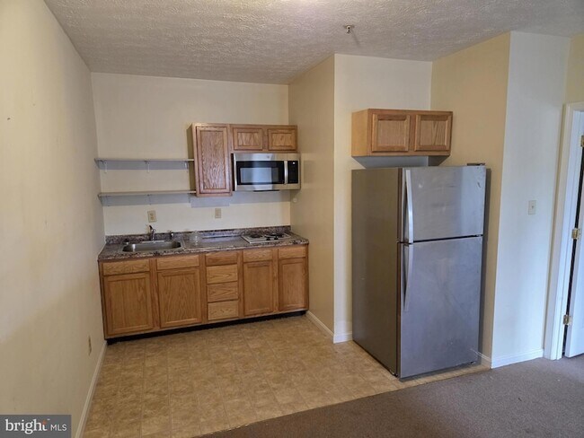 Photo - 18 Signal Knob Dr