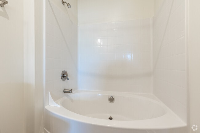 Cadence- 3BR, 2BA - Preston Lake Apartments