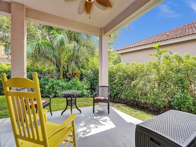 Photo - 938 Bluewood Terrace