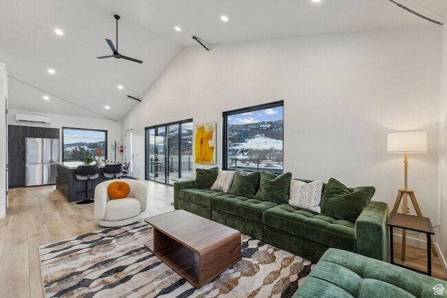 Photo - 4770 E 2650 N