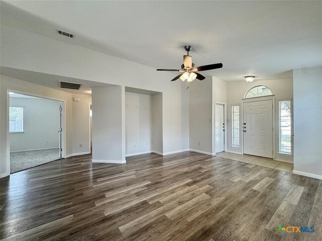 Photo - 916 Gentry Dr