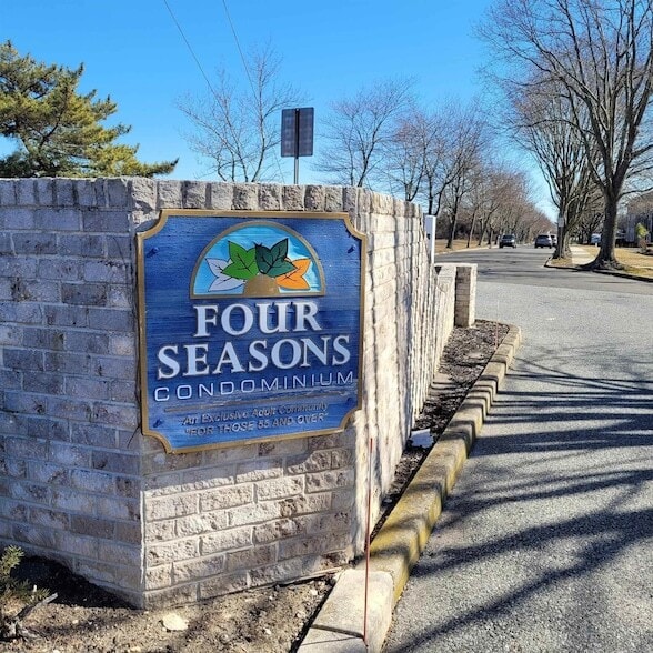 Photo - 4310 Dolphin Ave Unit 4310