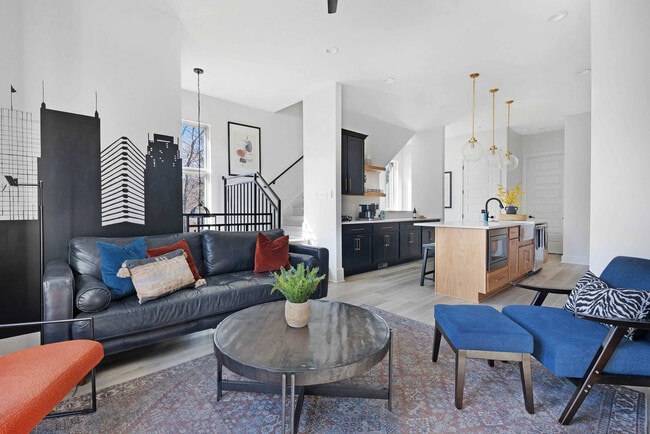 Photo - 911 Ramsey St Unit ID1241253P