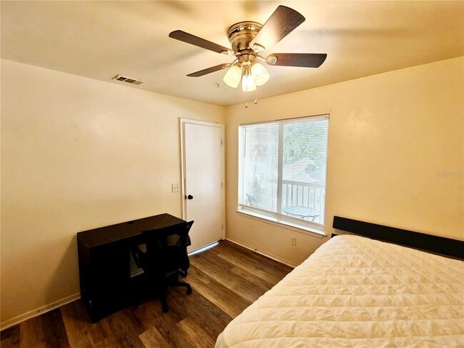 Photo - 4000 SW 23rd St Unit 5-207
