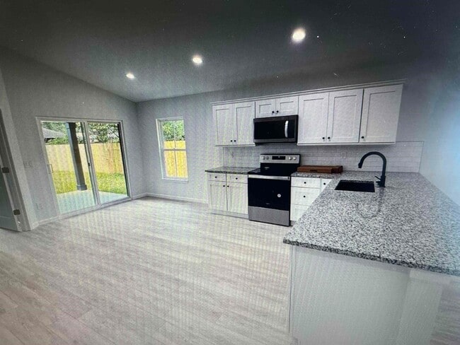 Photo - 231 Monterey Ave