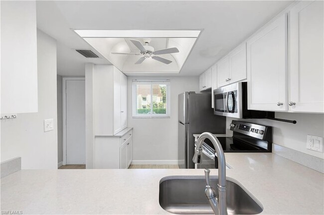 Photo - 1008 Manatee Rd