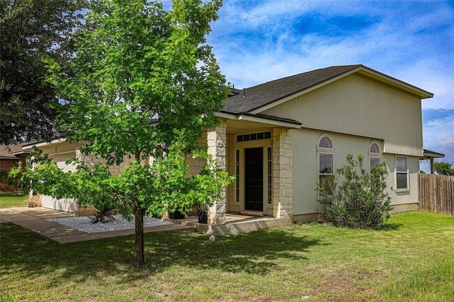Photo - 214 Lidell St