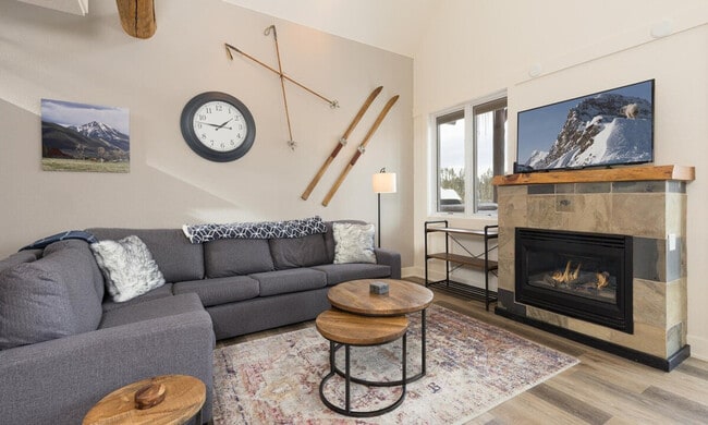 Photo - 1 Saddle Ridge Rd Unit ID1255672P