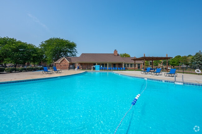 Building Photo - Northlake Village