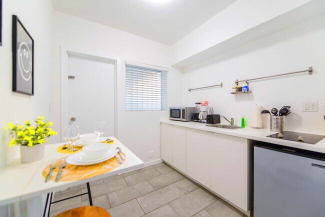 Photo - 515 NE 82nd St Unit FL1-ID1022258P