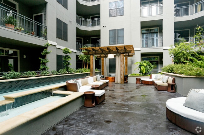 Photo - The Westheimer Apartments