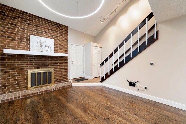 Photo - 136 Mohawk Trail