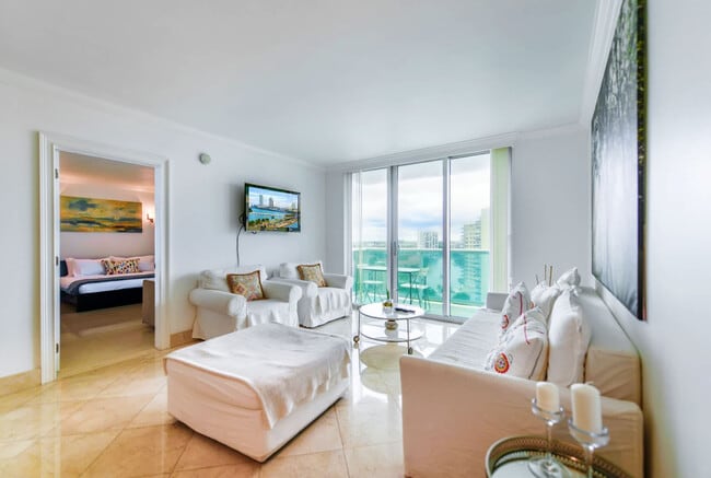 Building Photo - 3901 S Ocean Dr Unit FL15-ID1022480P