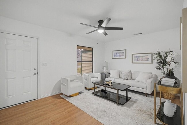 Photo - 7349 Pensacola Ave