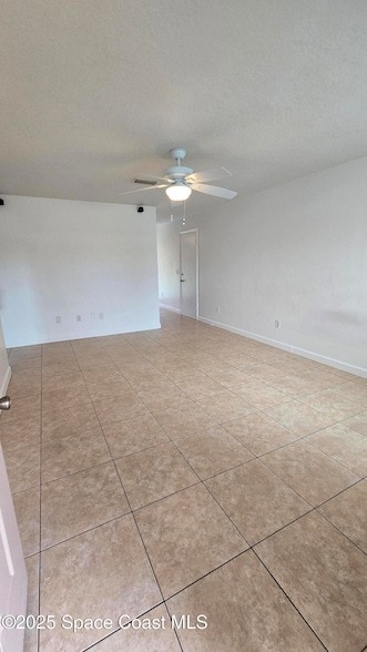 Photo - 535 Lee Ave Unit A