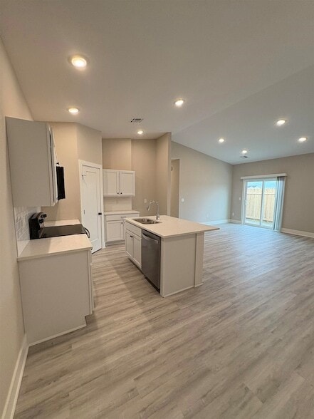 Photo - 12938 E Blake St