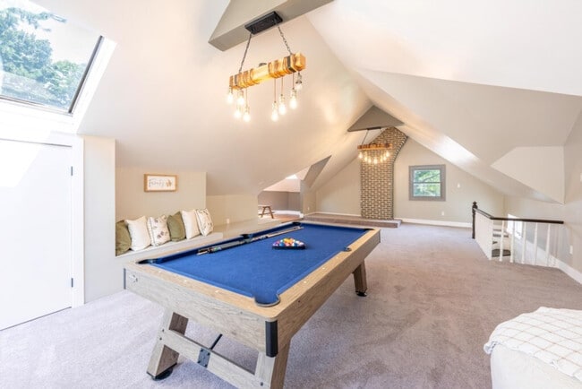 Photo - 139 W 4th Ave Unit ID1325027P