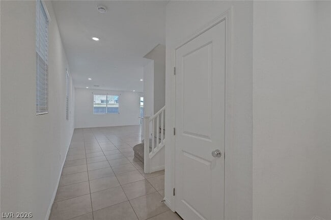Photo - 8454 Vacarez Dr