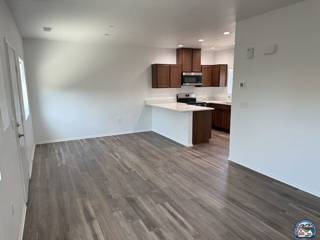 Photo - 518 S F St