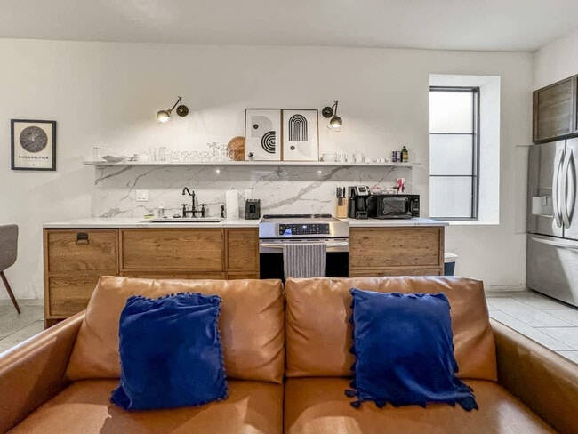 Building Photo - 309-11 South St Unit ID1055808P