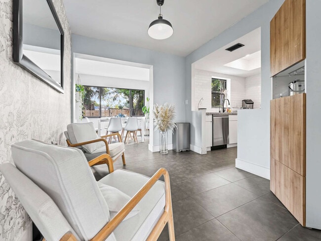 Photo - 2740 NW 21st St Unit ID1261589P