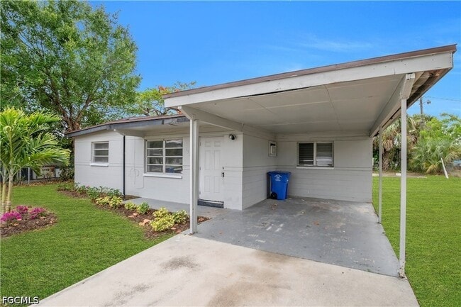 Photo - 1527 Gardenia Ave