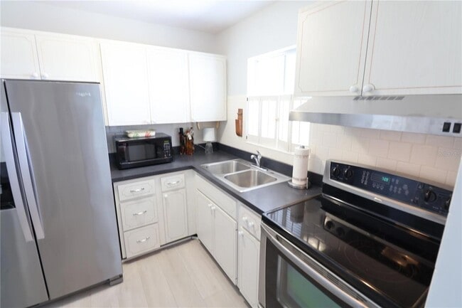 Photo - 2083 Canal Dr Unit L32