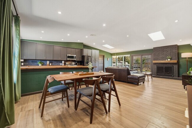 Photo - 4807 Carsonhill Dr Unit SI ID1492696P
