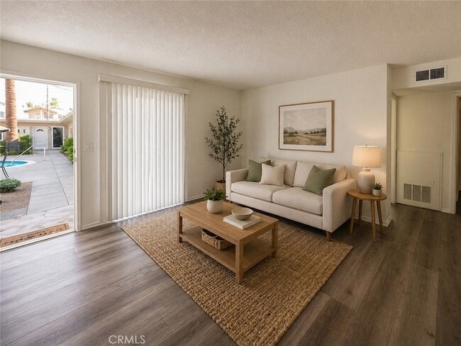 Photo - 45421 Sunset Ln
