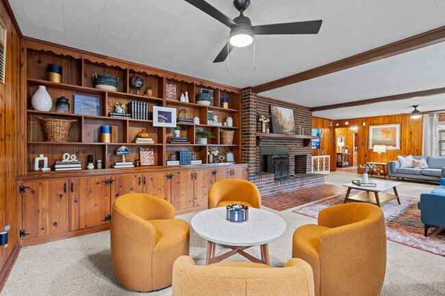 Photo - 264 Euharlee Rd SW Unit ID1234813P