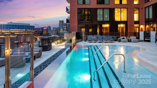 Building Photo - 124 E Kingston Ave Unit C1-B