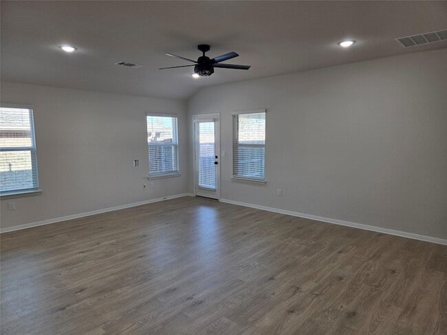 Building Photo - 2421 Corriente Path