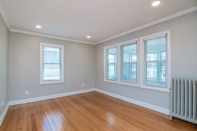 Photo - 30 Sunnymeade Ave Unit 1