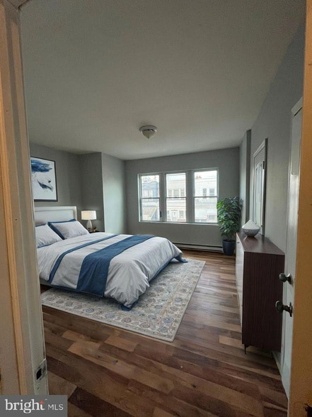 Photo - 2024 Bonaffon St