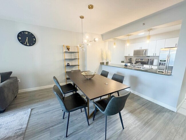 Photo - 1 SE 12th St Unit FL23-ID1338359P