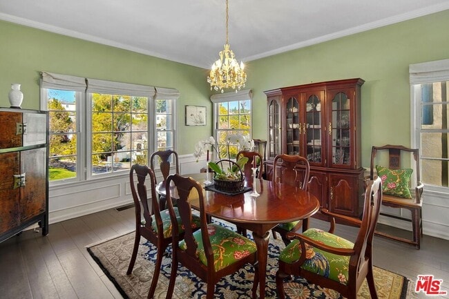 Photo - 10614 Le Conte Ave