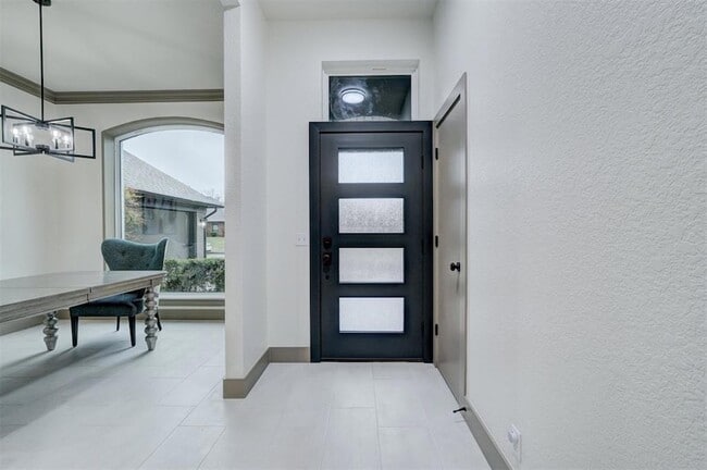 Photo - 3616 Burlington Dr