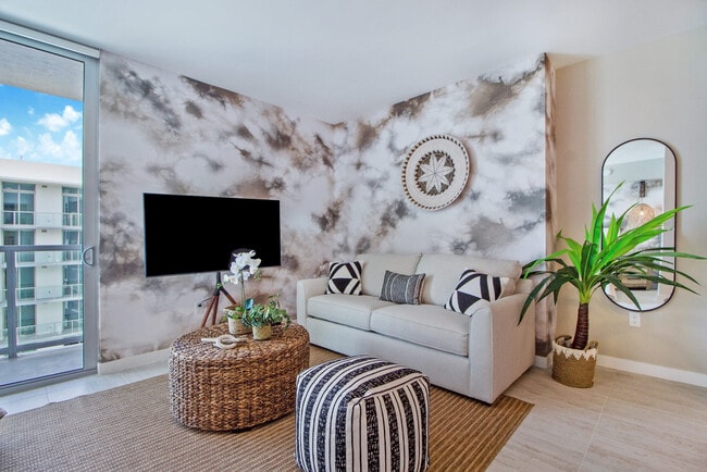 Building Photo - 3900 Biscayne Blvd Unit ID1023475P