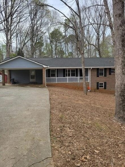 Photo - 3370 Westbrook Rd