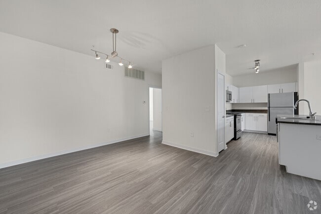 1 BR 1 BA - Studio, 2,143 Sq. Ft. - Trinity Loft