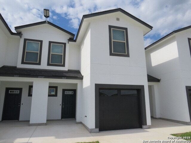 Building Photo - 8307 V. Pisa