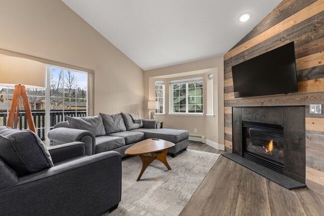 Building Photo - 3377 Sunburst Ct Unit SI ID1564301P