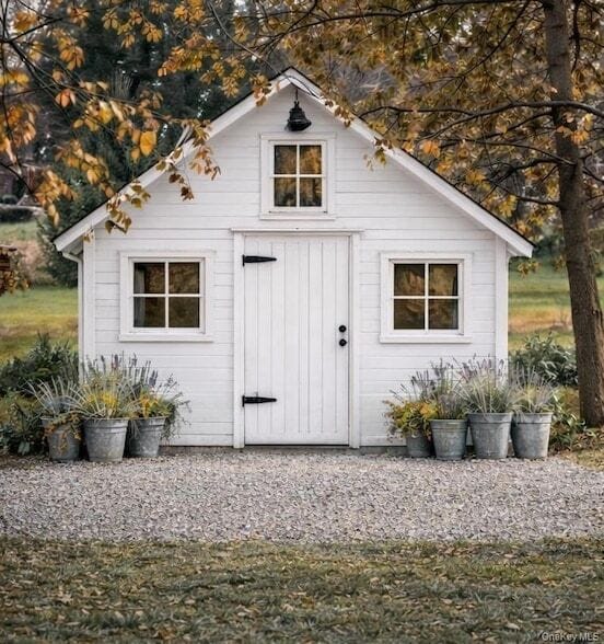 Photo - 460 Lasher Rd